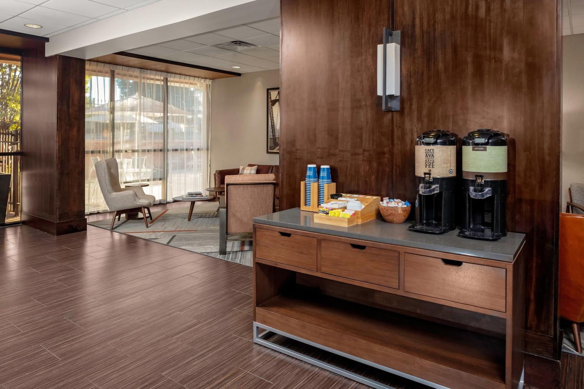Four Points By Sheraton Memphis East Extérieur photo
